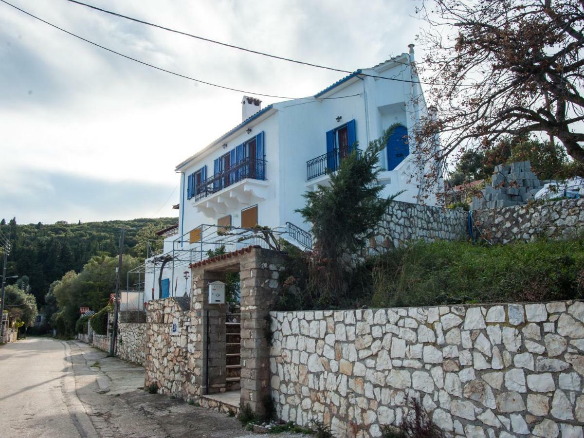 Fey'S House Waterfront - Φισκάρδο Villa Kültér fotó